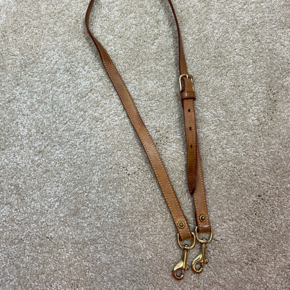 Vintage Dooney & Bourke British Tan Shoulder Strap